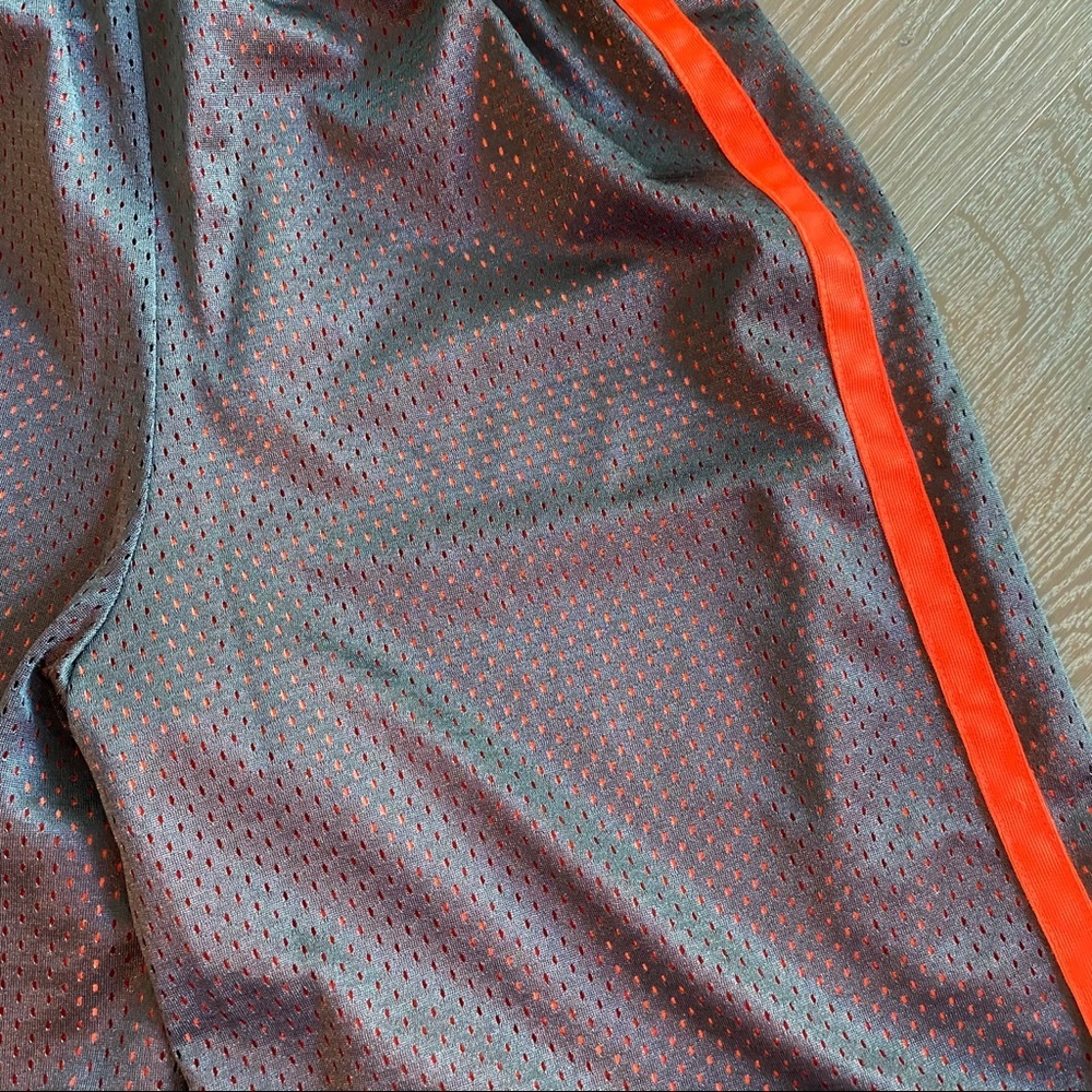 Children’s Place Boys Athletic Shorts - Picture 2 of 9